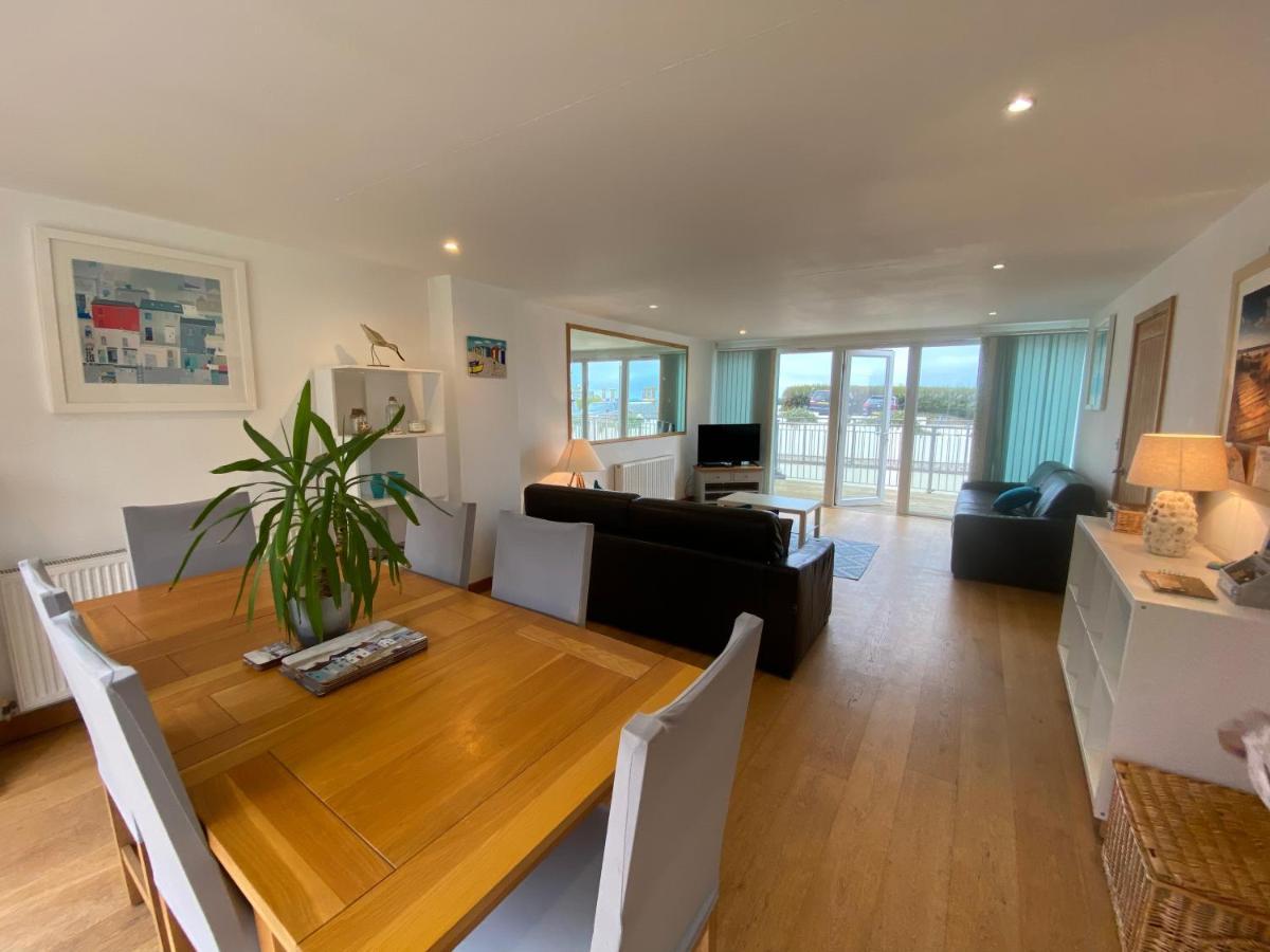 Ohana House - Unbeatable Location - Uk'S Best Beaches New Quay Esterno foto
