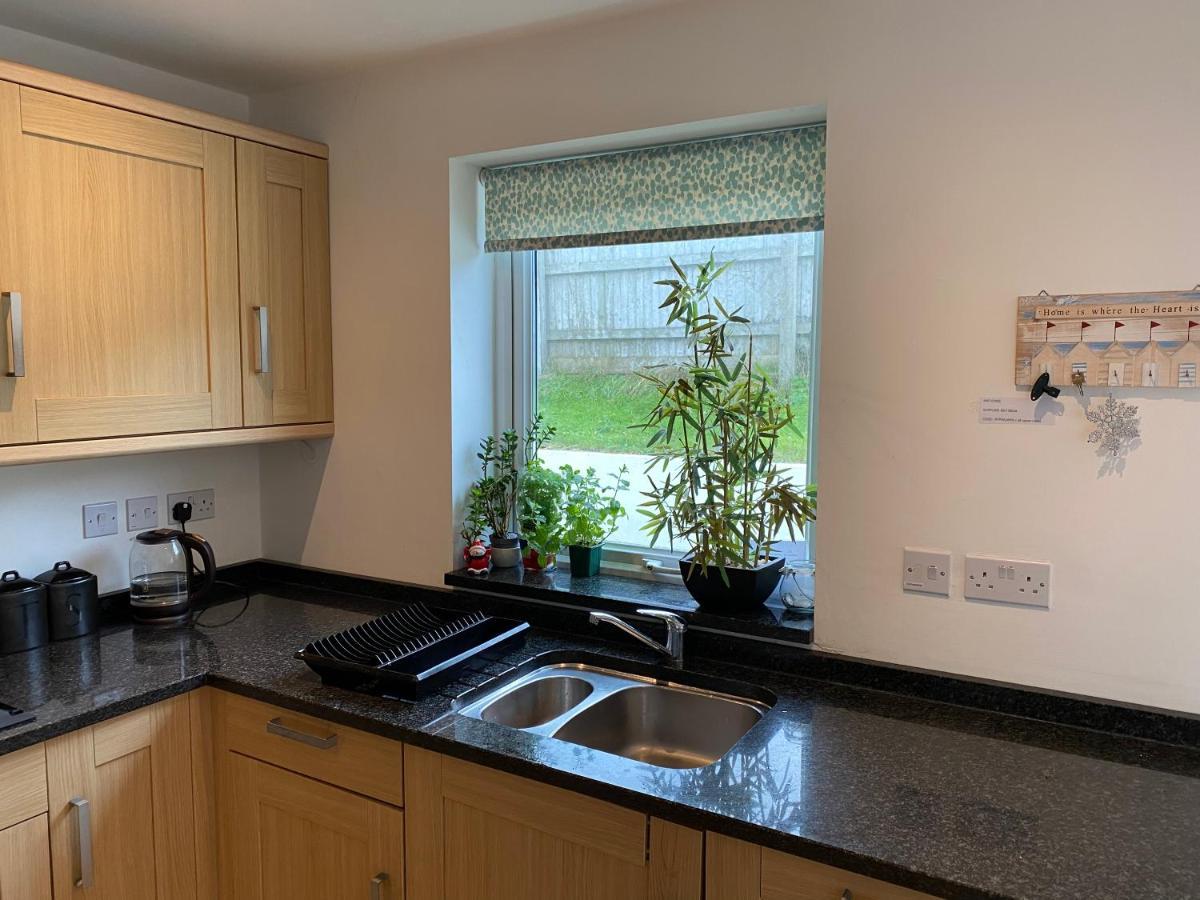 Ohana House - Unbeatable Location - Uk'S Best Beaches New Quay Esterno foto